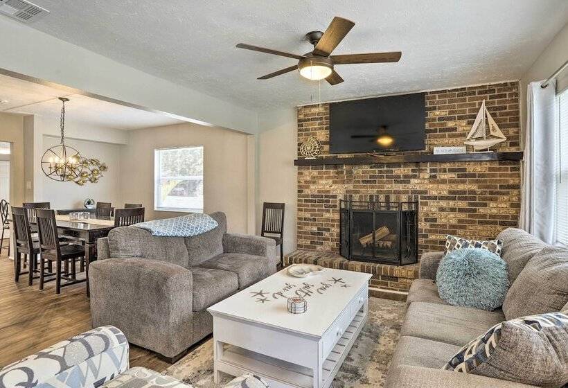 Pet Friendly Gulfport Home < 2 Mi To Beach