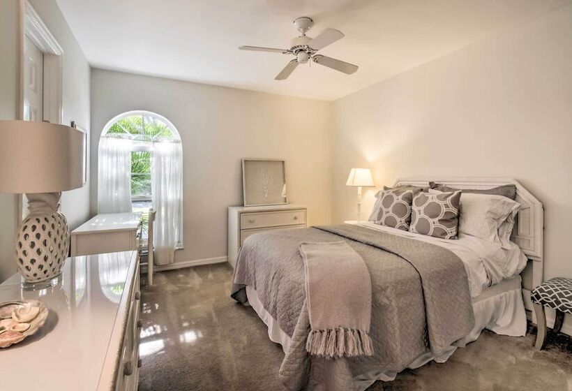 Pet Friendly Home In Vero Beach, 1 Mi To Beach!