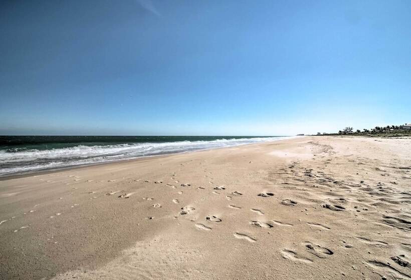 Pet Friendly Home In Vero Beach, 1 Mi To Beach!