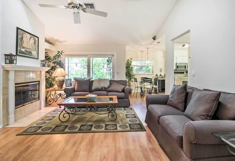 Pet Friendly Home In Vero Beach, 1 Mi To Beach!