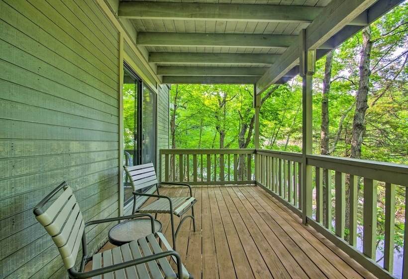 Margarita Resort Retreat In Osage Beach!