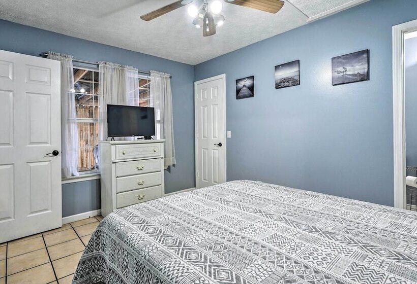 Pet Friendly Pcb Duplex   Walk To Beach!