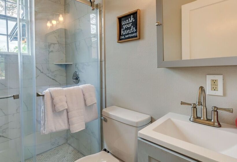 Pet Friendly Pensacola House Rental: 3 Mi To Beach