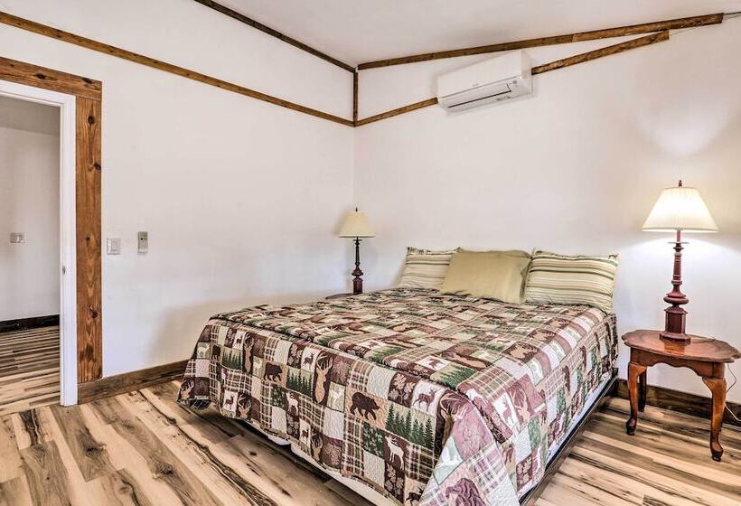 Pet Friendly  Raceway Ranch  W/ Patio & Grill