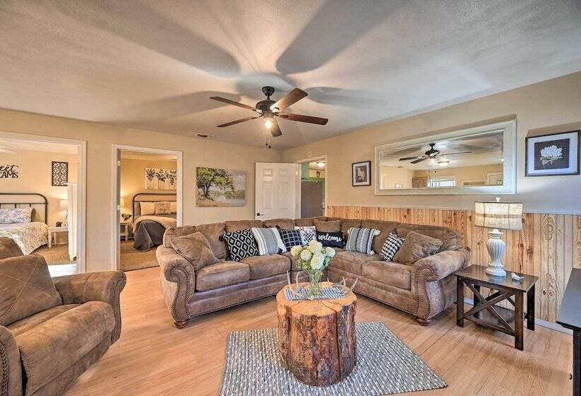 Pet Friendly  Shady Oaks  Broken Bow Gem W/ Patio!