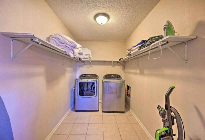 Pet Friendly  Shady Oaks  Broken Bow Gem W/ Patio!