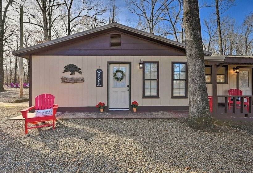 Pet Friendly  Shady Oaks  Broken Bow Gem W/ Patio!