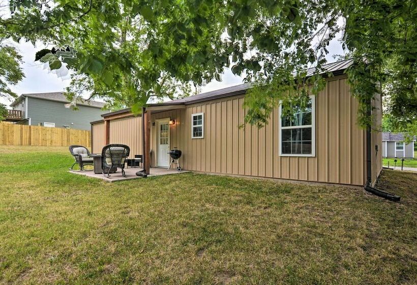 Pet Friendly Stockton Retreat W/ Fire Pit!