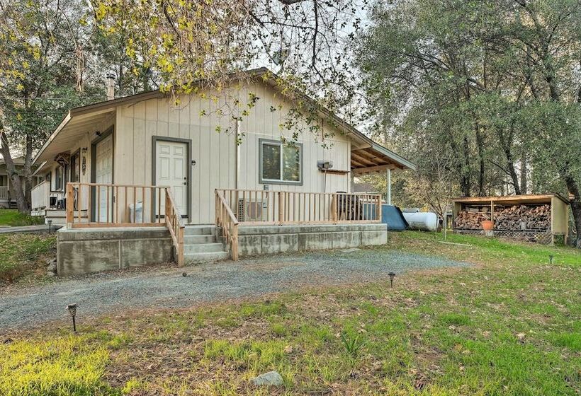 Lakeside Groveland Home W/ Hot Tub, Near Yosemite