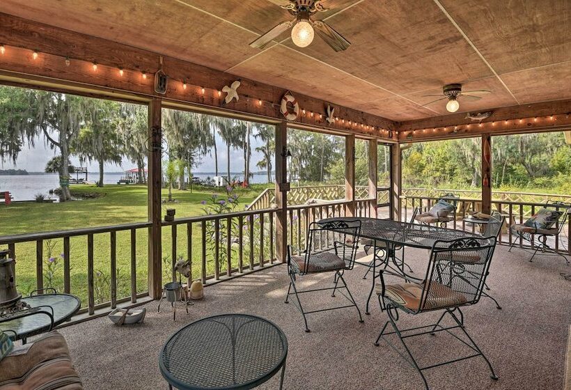 Pirate Cove  Home In Welaka: Dock & River Access!