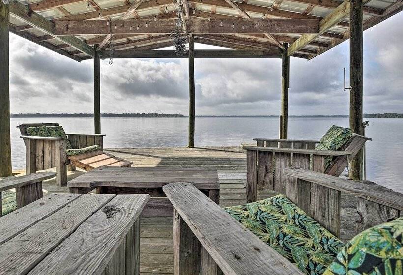 Pirate Cove  Home In Welaka: Dock & River Access!