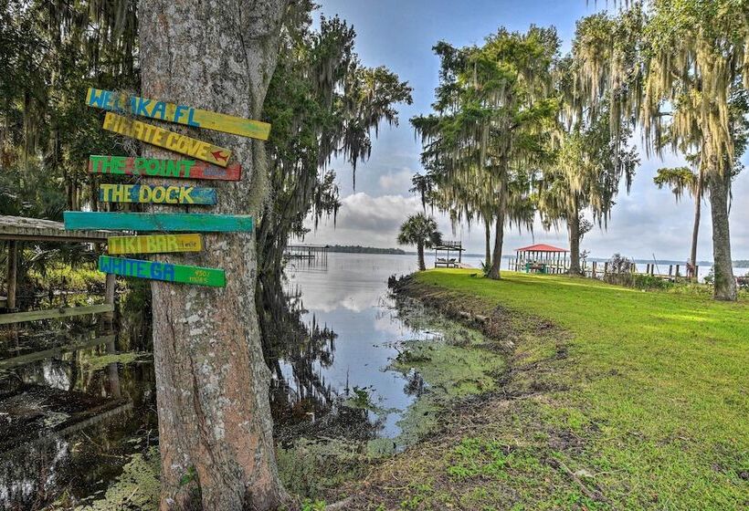Pirate Cove  Home In Welaka: Dock & River Access!