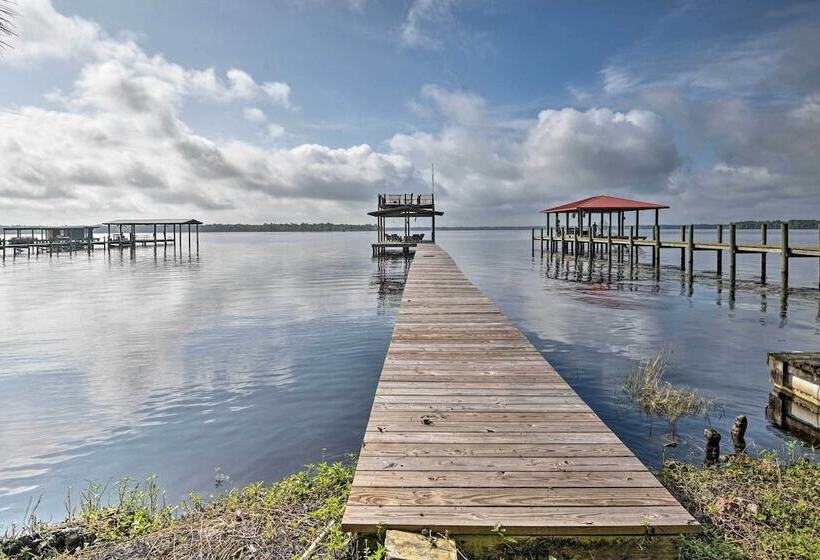 Pirate Cove  Home In Welaka: Dock & River Access!