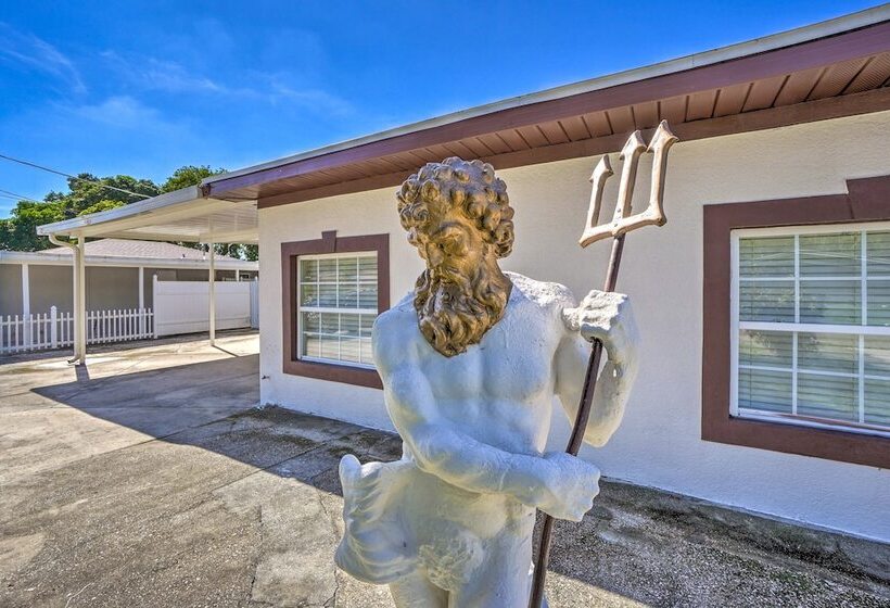 Poseidon S Place ~ 1 Mi To Bucs Stadium!