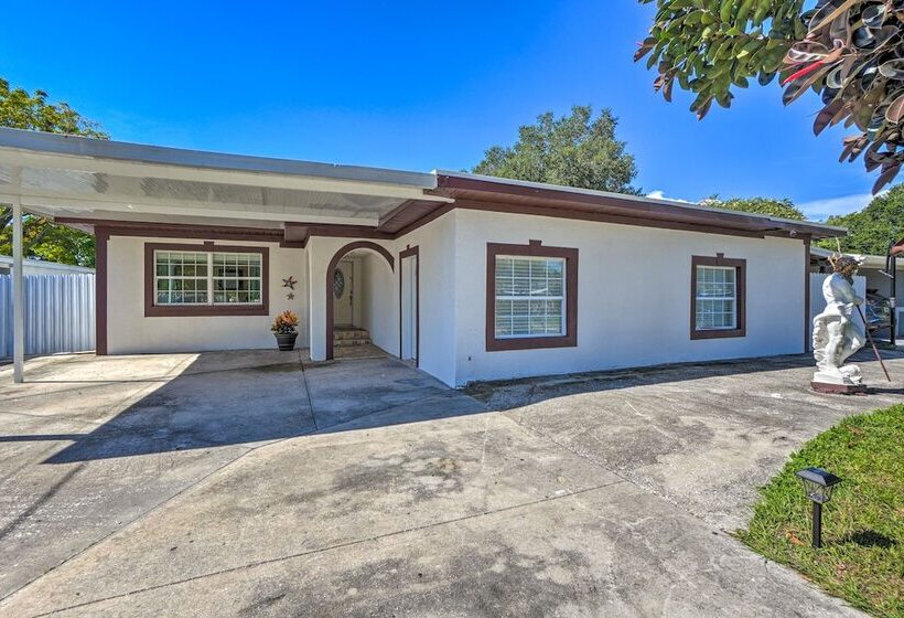 Poseidon S Place ~ 1 Mi To Bucs Stadium!