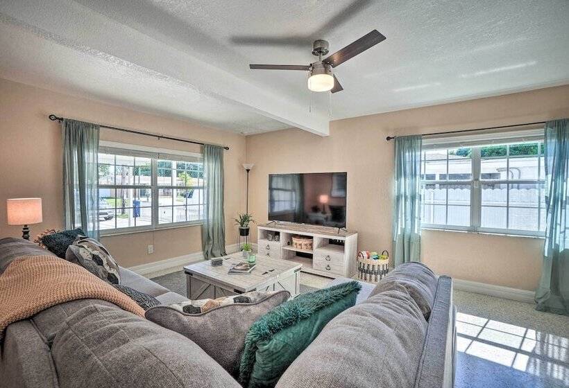 Poseidon S Place ~ 1 Mi To Bucs Stadium!