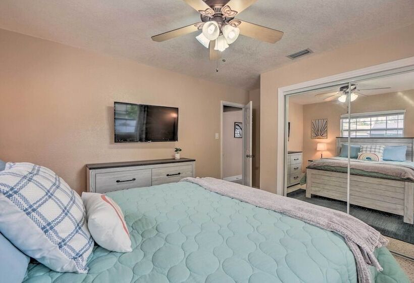 Poseidon S Place ~ 1 Mi To Bucs Stadium!