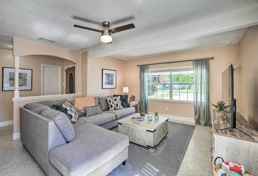 Poseidon S Place ~ 1 Mi To Bucs Stadium!