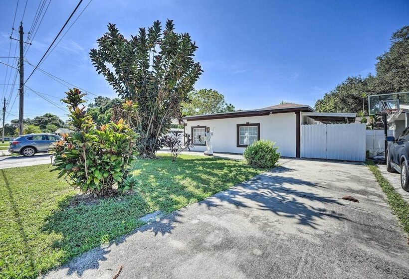 Poseidon S Place ~ 1 Mi To Bucs Stadium!