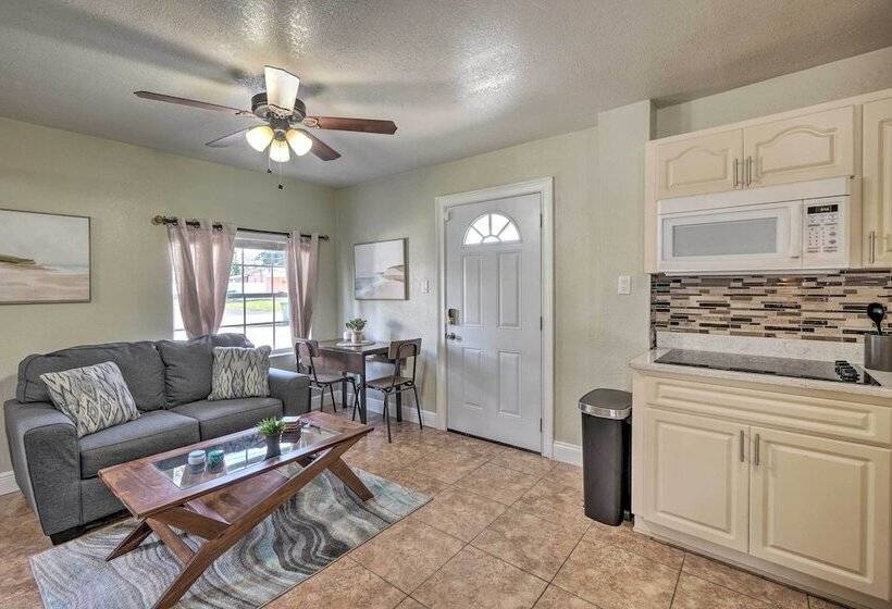 Poseidon S Place ~ 1 Mi To Bucs Stadium!