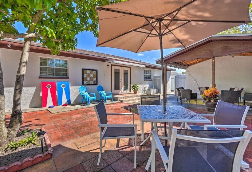 Poseidon S Place ~ 1 Mi To Bucs Stadium!