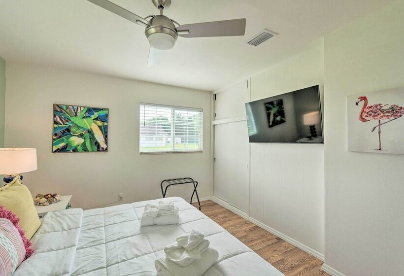 Punta Gorda Retreat Near Historic Downtown!