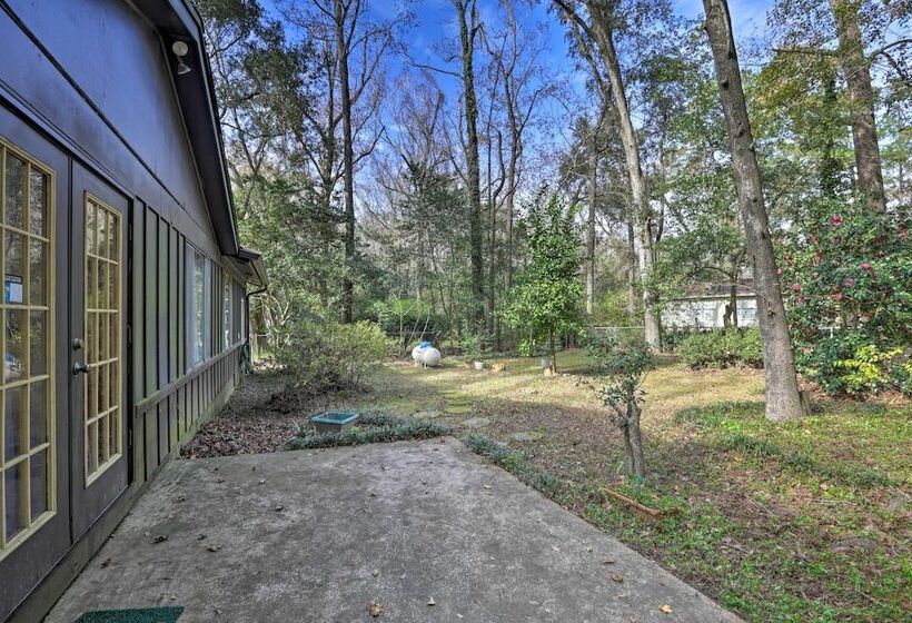 Quaint Tallahassee Home W/ Patio < 3 Mi To Fsu!