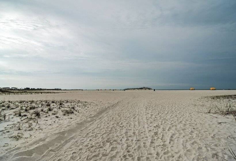 Quiet Cottage < 1/2 Mi To Gulf Coast & Boardwalk!