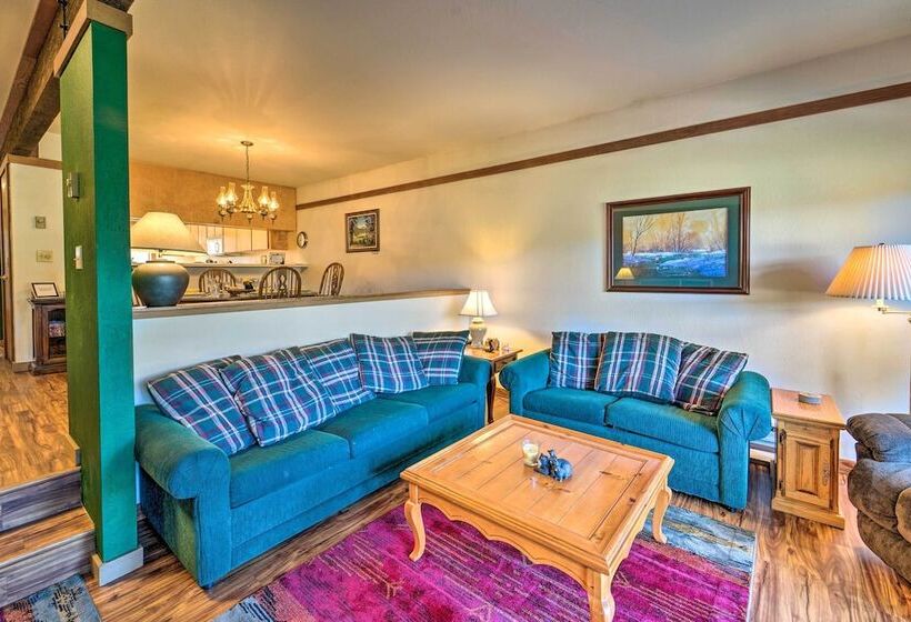 Quiet Home W/ Graeagle Meadows Golf Course View!