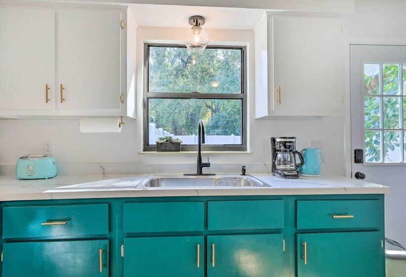 Refreshing Gulfport Escape: Boat, Fish & More