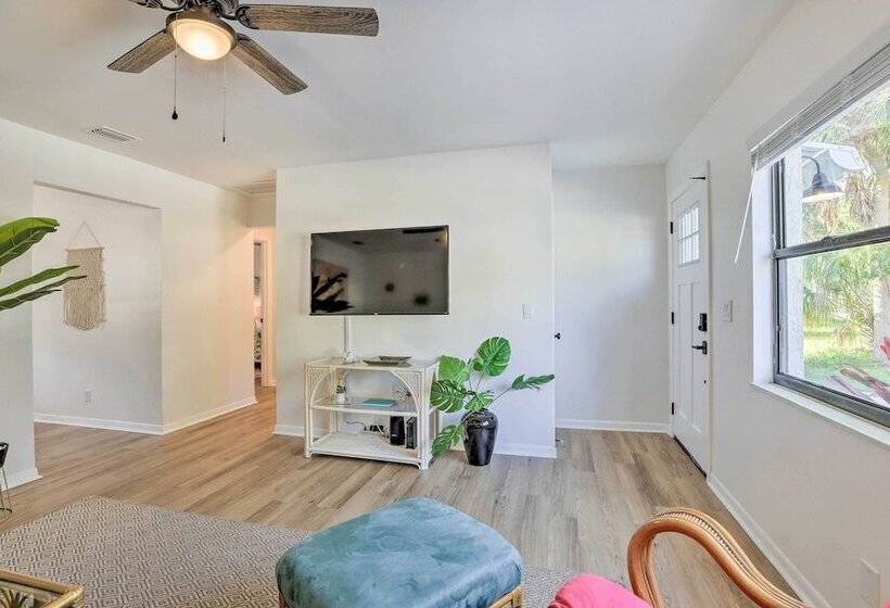 Refreshing Gulfport Escape: Boat, Fish & More