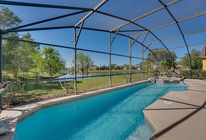 Lake View Escape W/ Lanai In Kissimmee!