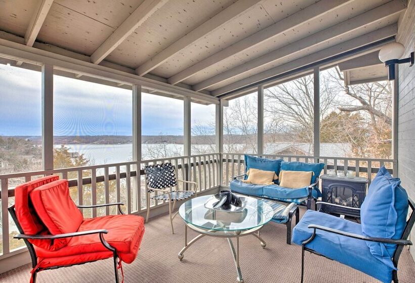 Resort Home W/ Hot Tub On Lake Of The Ozarks!