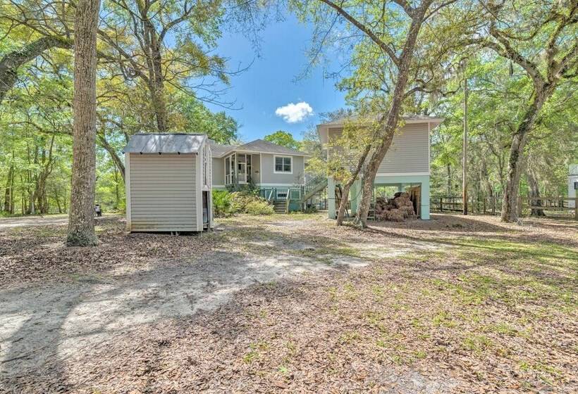 Riverfront Bell Gem: Boat Slip + Outdoor Amenities