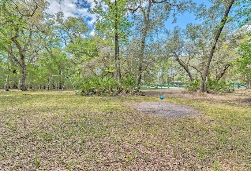 Riverfront Bell Gem: Boat Slip + Outdoor Amenities