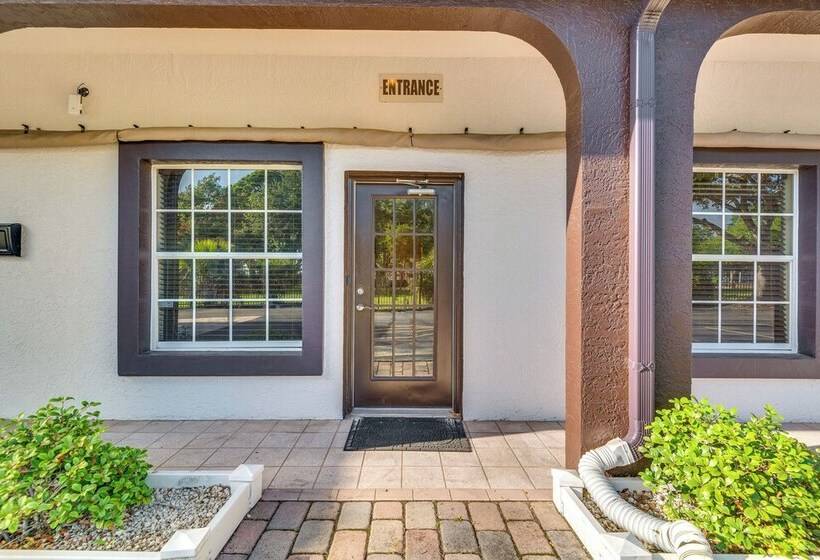 Parkside Titusville Escape: Home Gym + Pickleball!