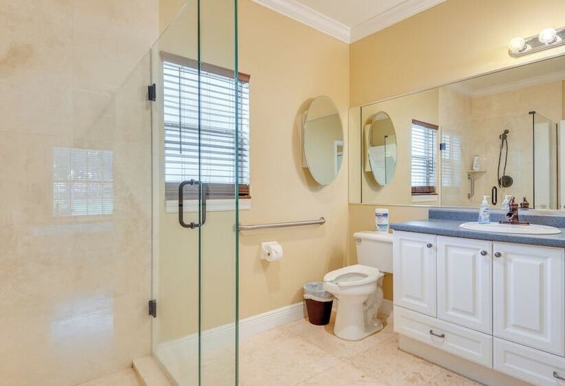 Parkside Titusville Escape: Home Gym + Pickleball!