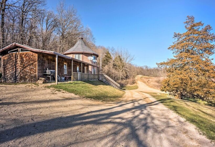 Rustic Iowa Cabin: 10 Mi To Maquoketa Caves