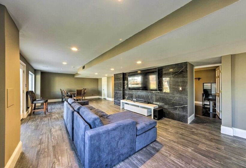 Saint Charles House Near Historic Downtown!