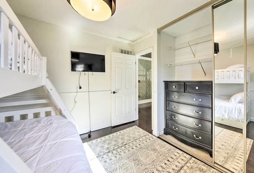 Saint Charles House Near Historic Downtown!