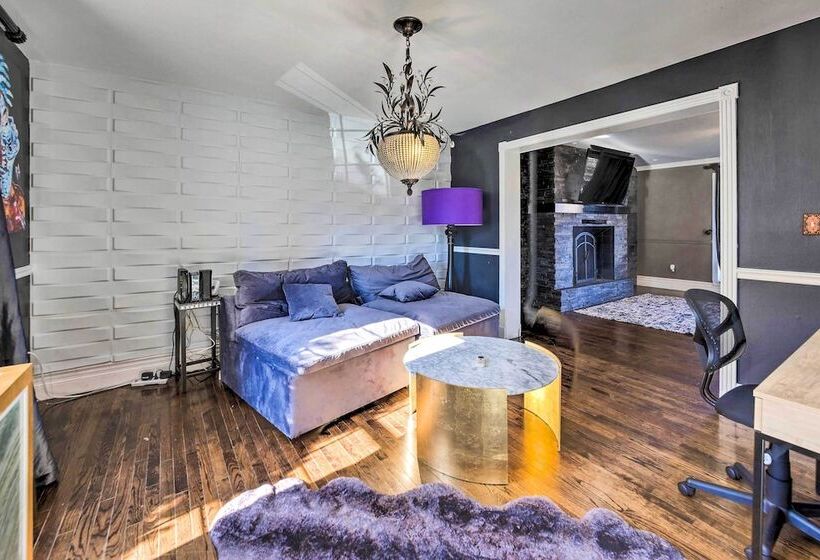 Saint Charles House Near Historic Downtown!