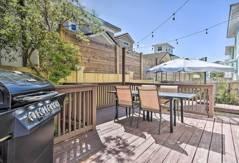 Santa Rosa Beach House W/ Spacious Deck