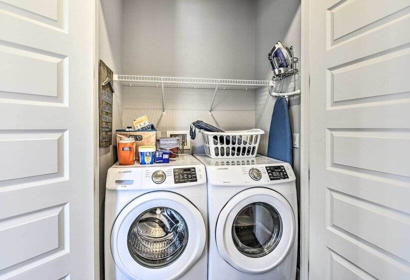 Santa Rosa Beach Retreat W/ Endless Amenities