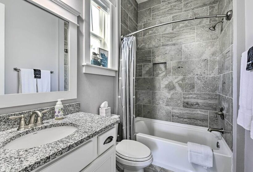 Santa Rosa Beach Retreat W/ Endless Amenities