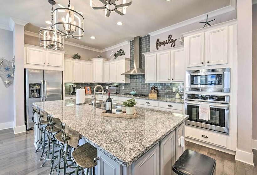 Santa Rosa Beach Retreat W/ Endless Amenities