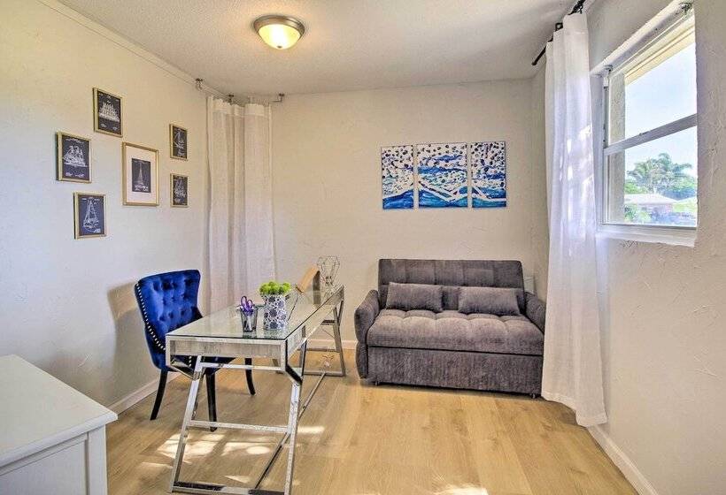 Quiet Satellite Beach Home W/ Lanai, Walk To Beach