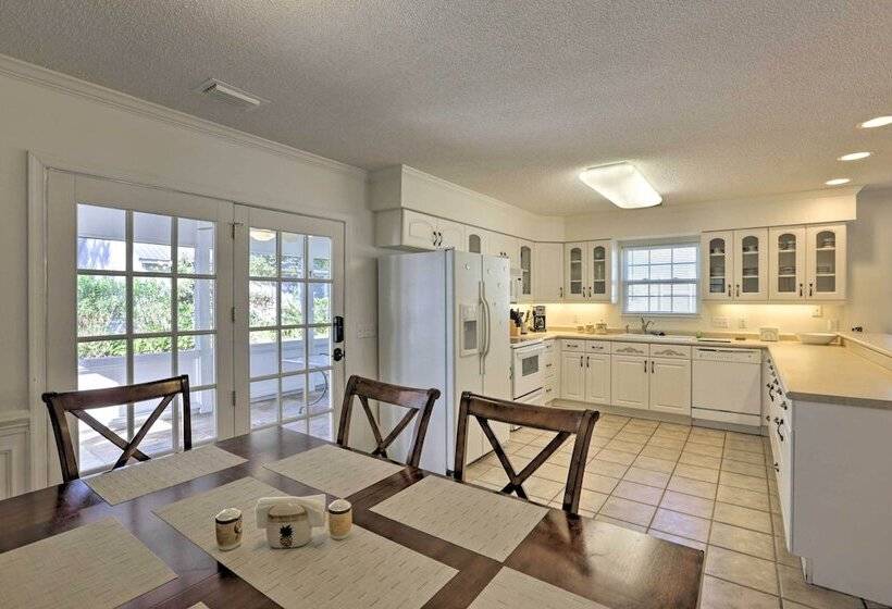 Seagrass Cottage  < 1 Mi To Fishing, Boating