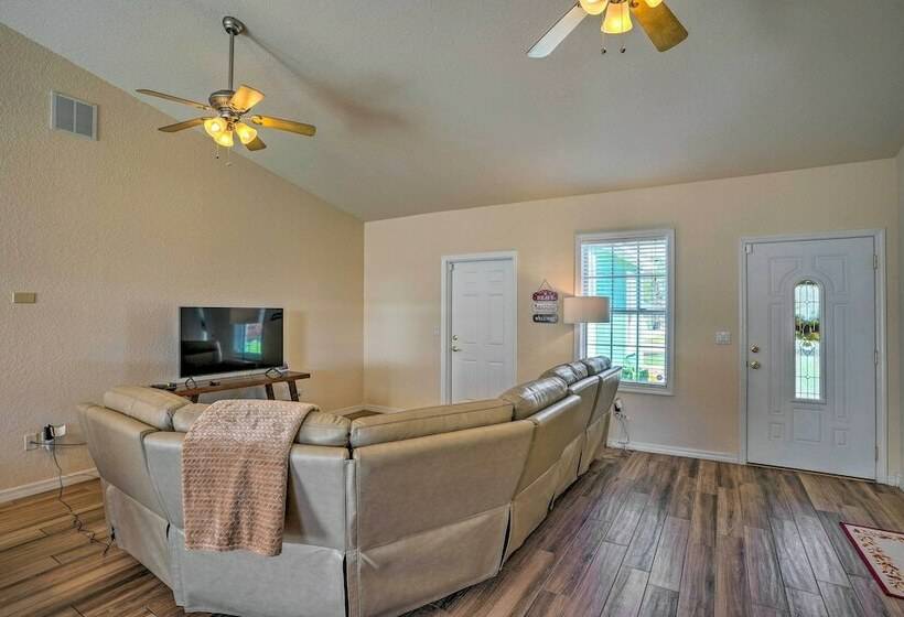 Sebring Gem: Close To Golf & Raceway