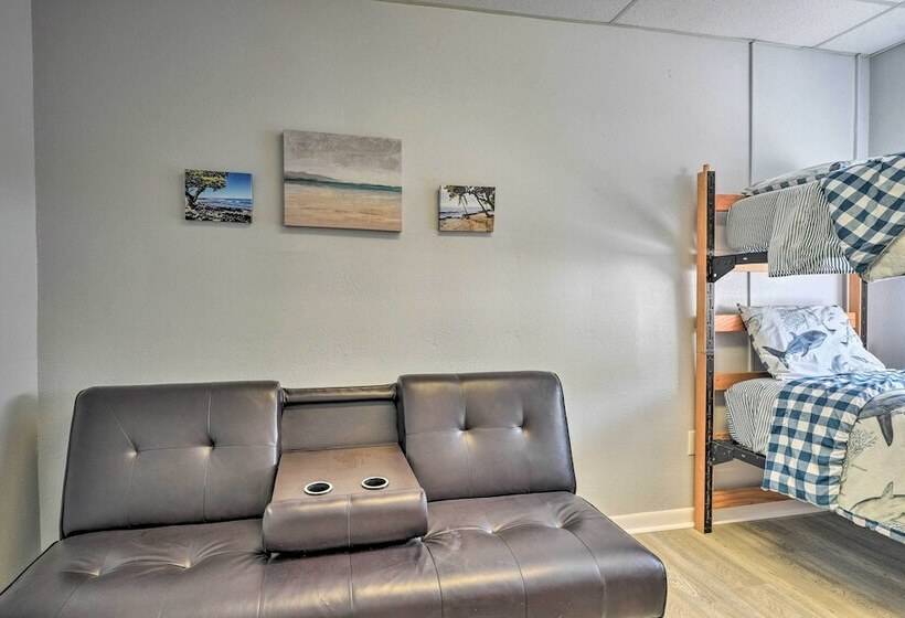 Serene Daytona Beach House W/ Private Yard!