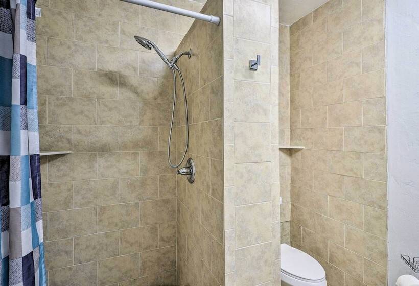 Serene Daytona Beach House W/ Private Yard!